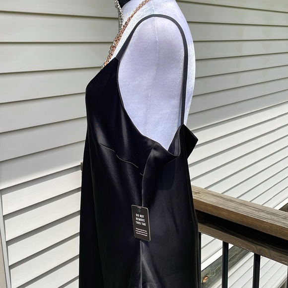 Gorgeous Black Satin Gown by Express - Picture 9 of 17